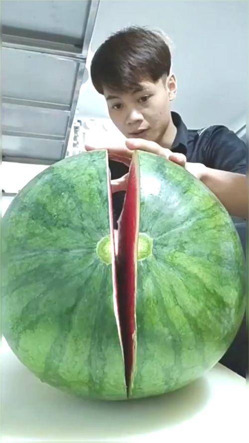 吃切瓜高手视频,瓜界达人教你轻松成为切瓜高手