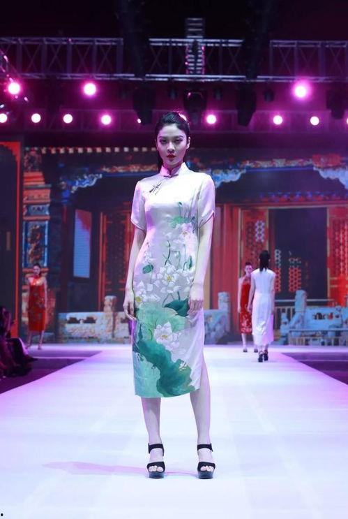 今日头条手工制作旗袍,手工旗袍制作工艺揭秘