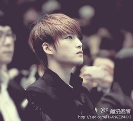 韩国男明星70后,揭秘70后韩国男明星的魅力风采