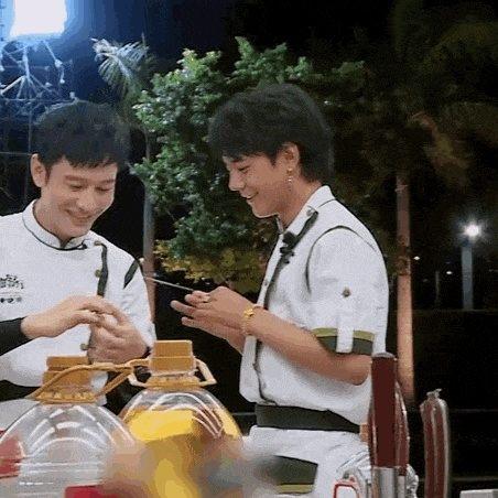 兄弟吃瓜头像真人图片