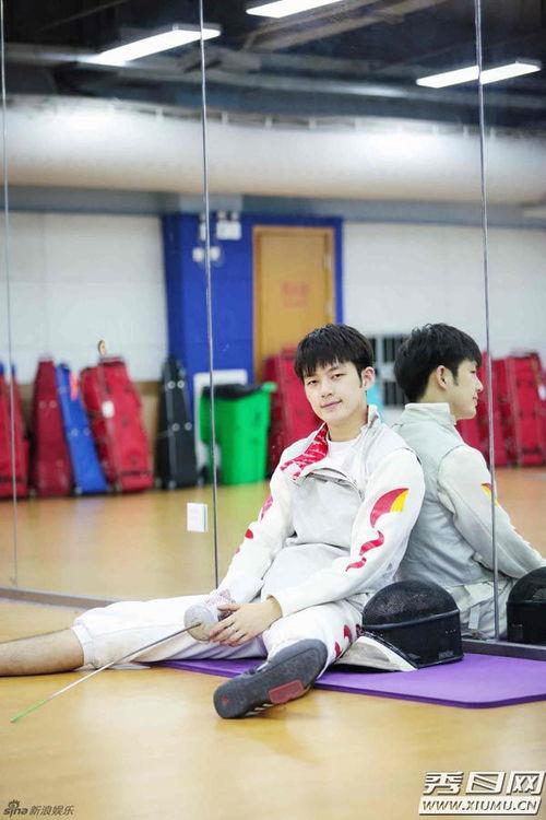 击剑娱乐明星,揭秘击剑娱乐界的璀璨之星