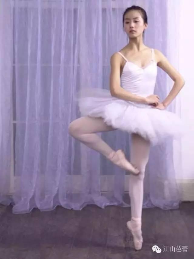 有哪些明星学过芭蕾舞,揭秘学过芭蕾舞的明星们