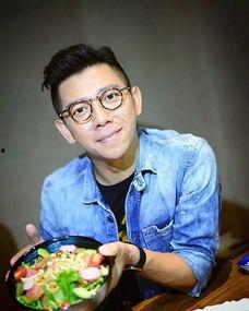 胡桃里是哪个明星开的,揭秘明星背后的美食传奇