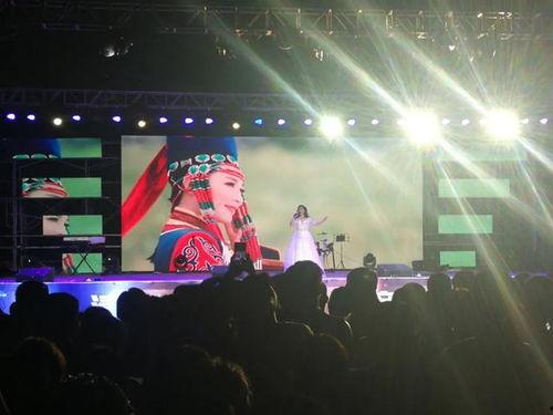 广西扛着音箱的网红歌手